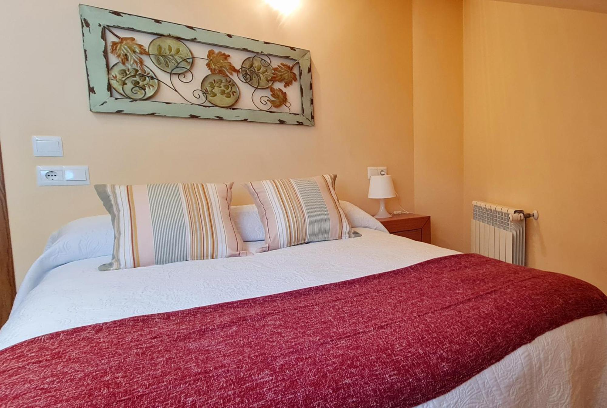 Apartamentos El Pigazu Onís Extérieur photo
