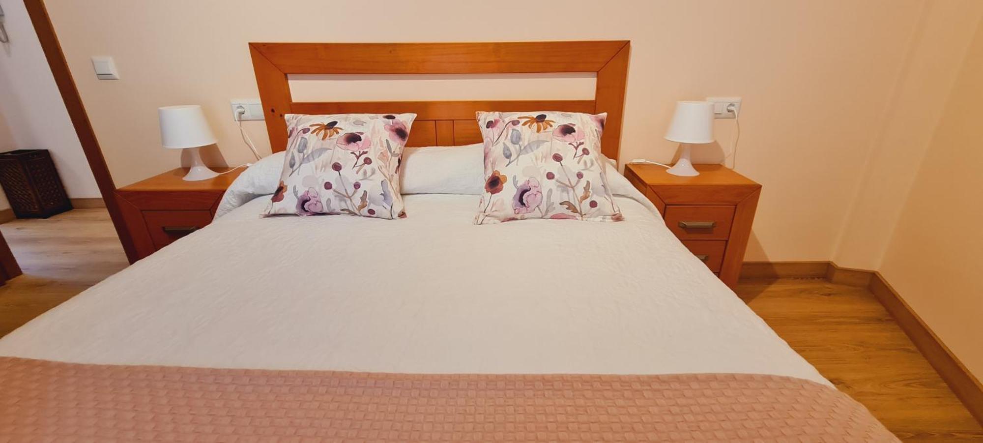 Apartamentos El Pigazu Onís Extérieur photo